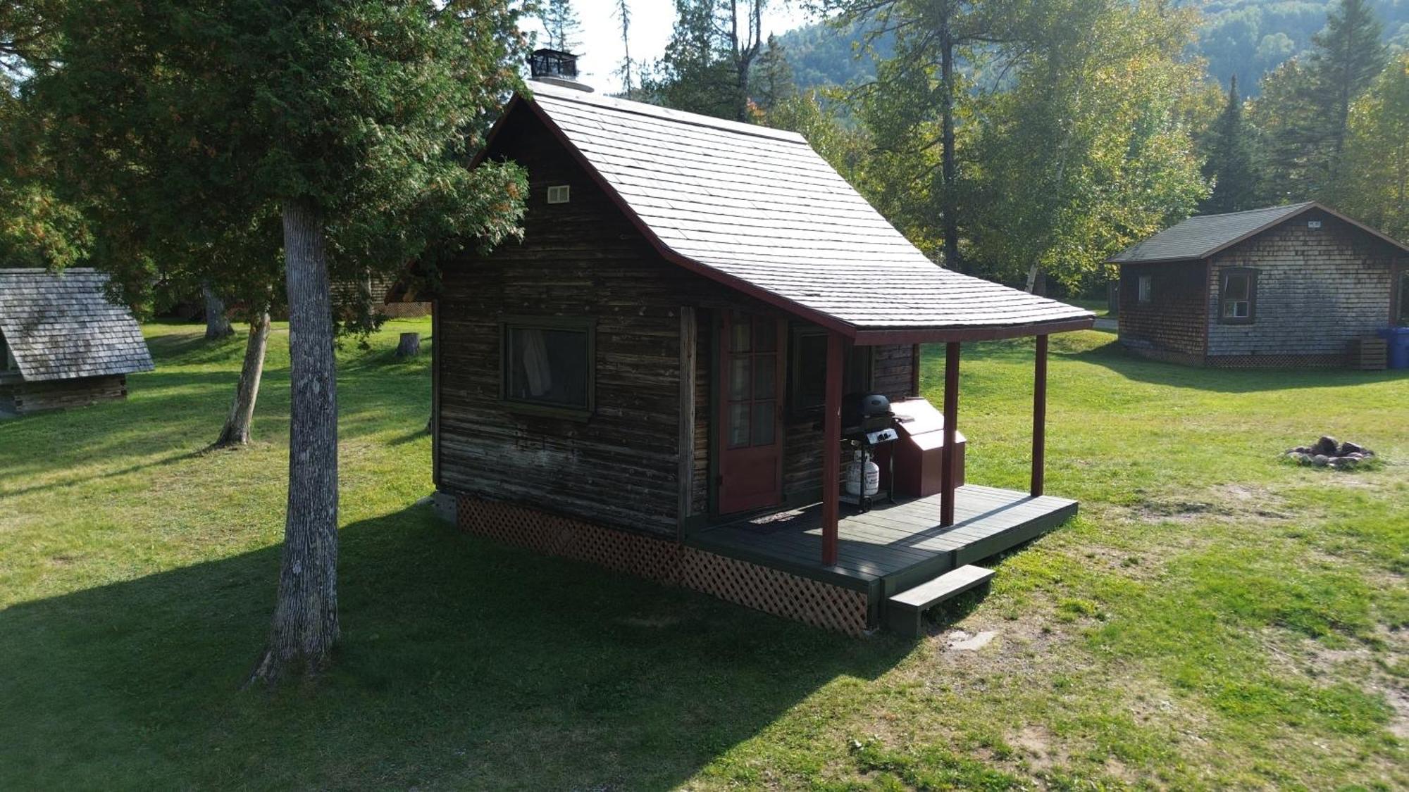 Riviere Petit Saguenay Villa Exterior photo